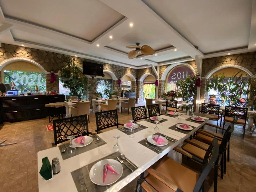 Hotel 212 奥林巴斯 外观 照片